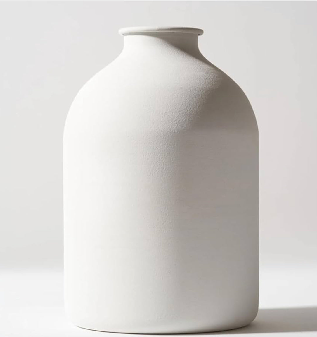 Modern Matt White Iron Vase - Siena