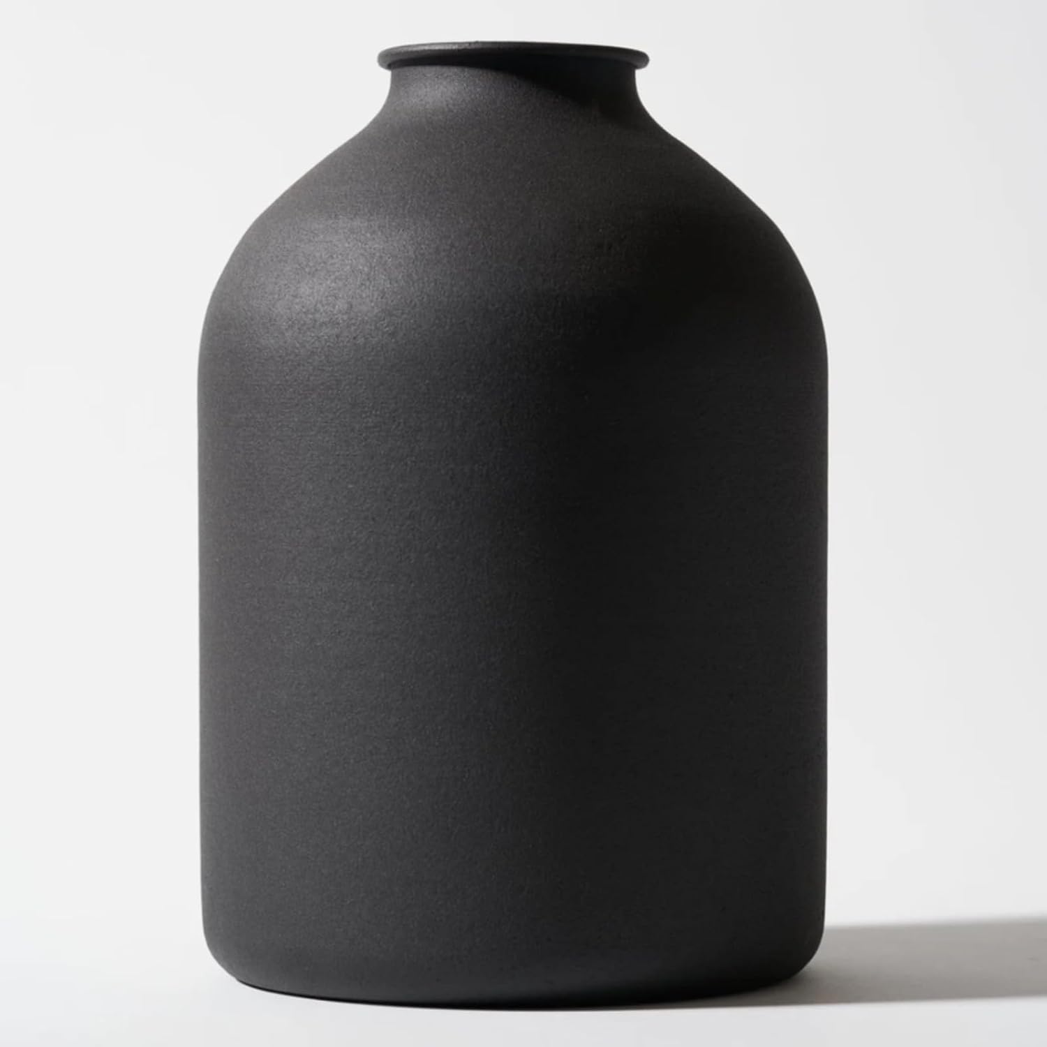 Modern Matt Black Iron Vase - Siena